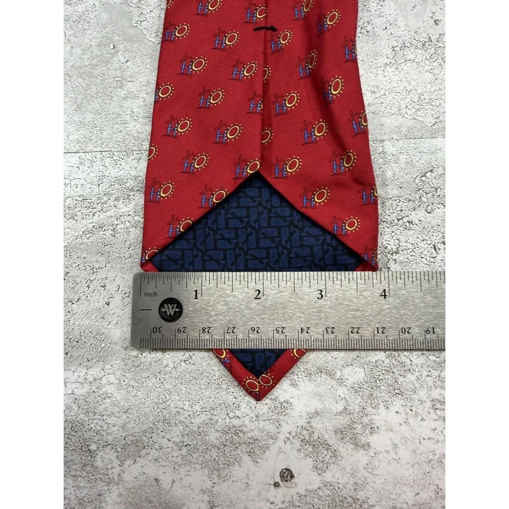 Vineyard Vines Tie Mens One Size Red 100% Silk Pointed Geometric Haven For Hope